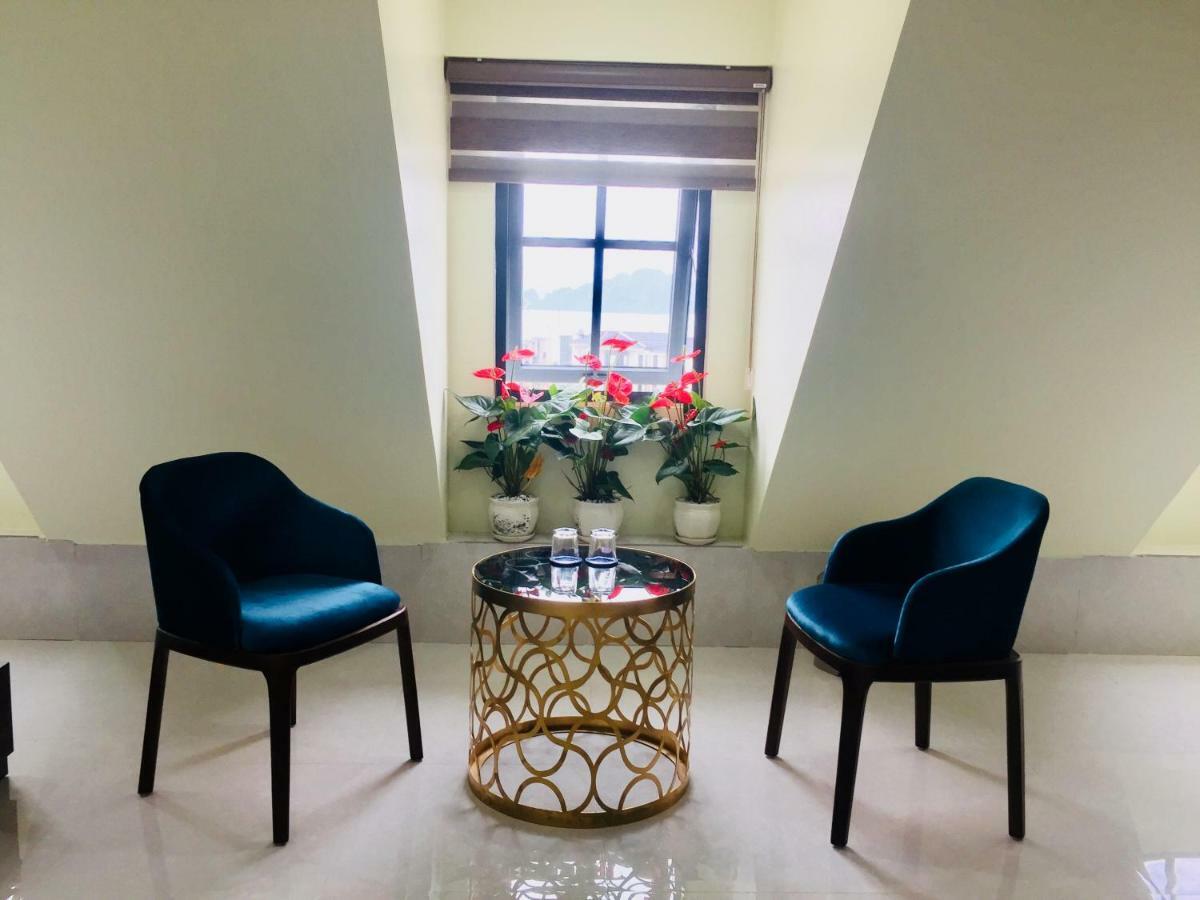 May House Hotel Ha Long Bagian luar foto